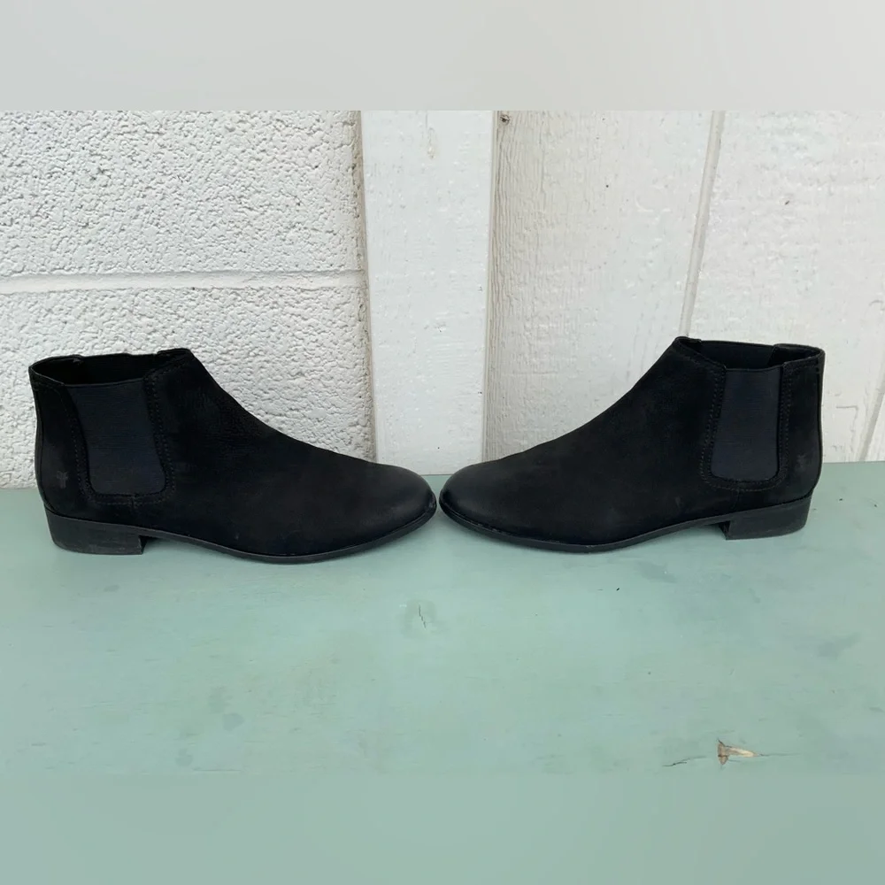 Black Frye Ankle Boots - Picture 4 of 9